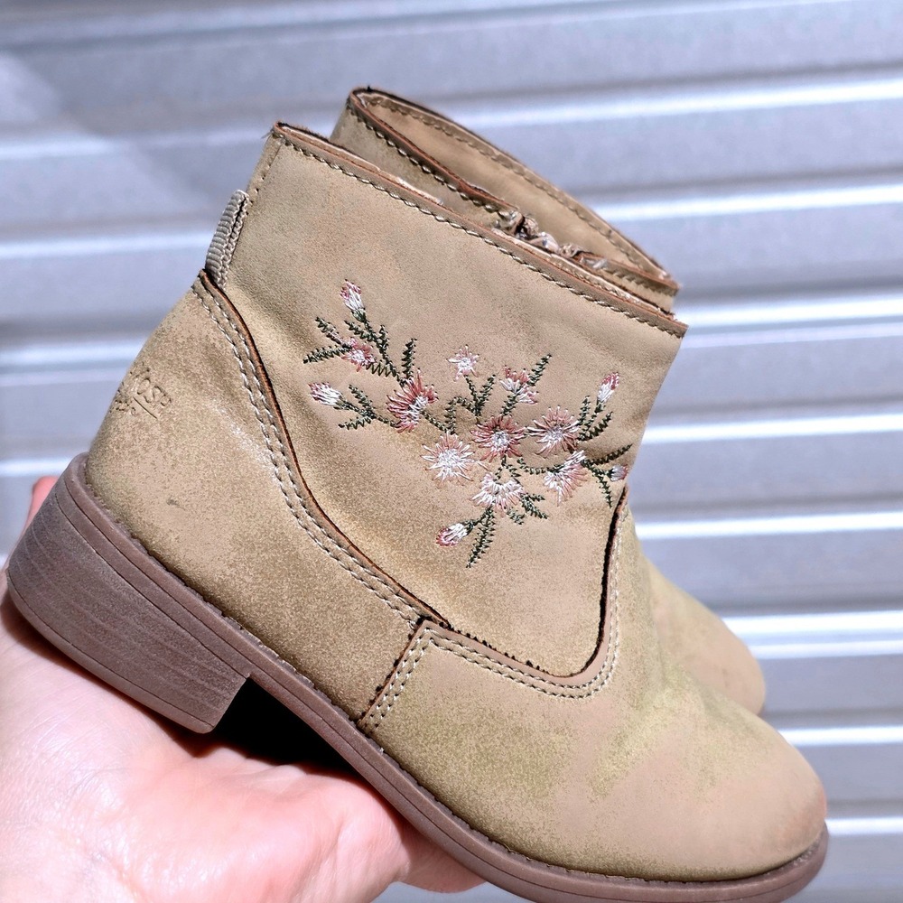 OshKosh Bgosh Galina Girls Tan‎ Floral Embroidered Ankle Boots Size 11M OF21N02B